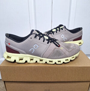 On Cloud X 3 Fog Hay 60.98099 size 10.5 Running Shoes